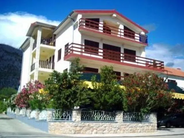 Apartment In Starigrad-Paklenica With Terrace, Air Conditioning, Wifi 627-3